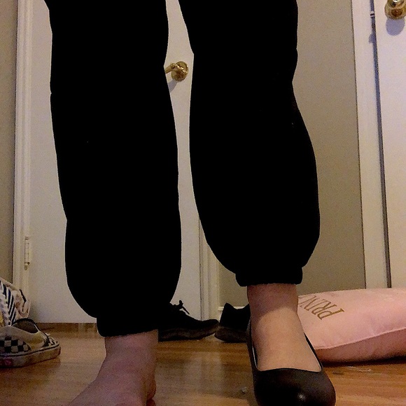 Black short heels - Picture 7 of 7